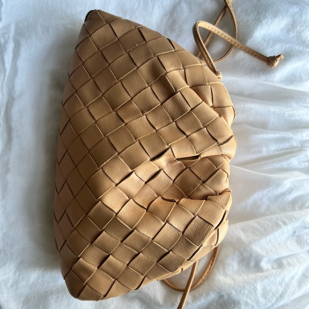 Bottega Veneta Mini intrecciato leather pouch Almond